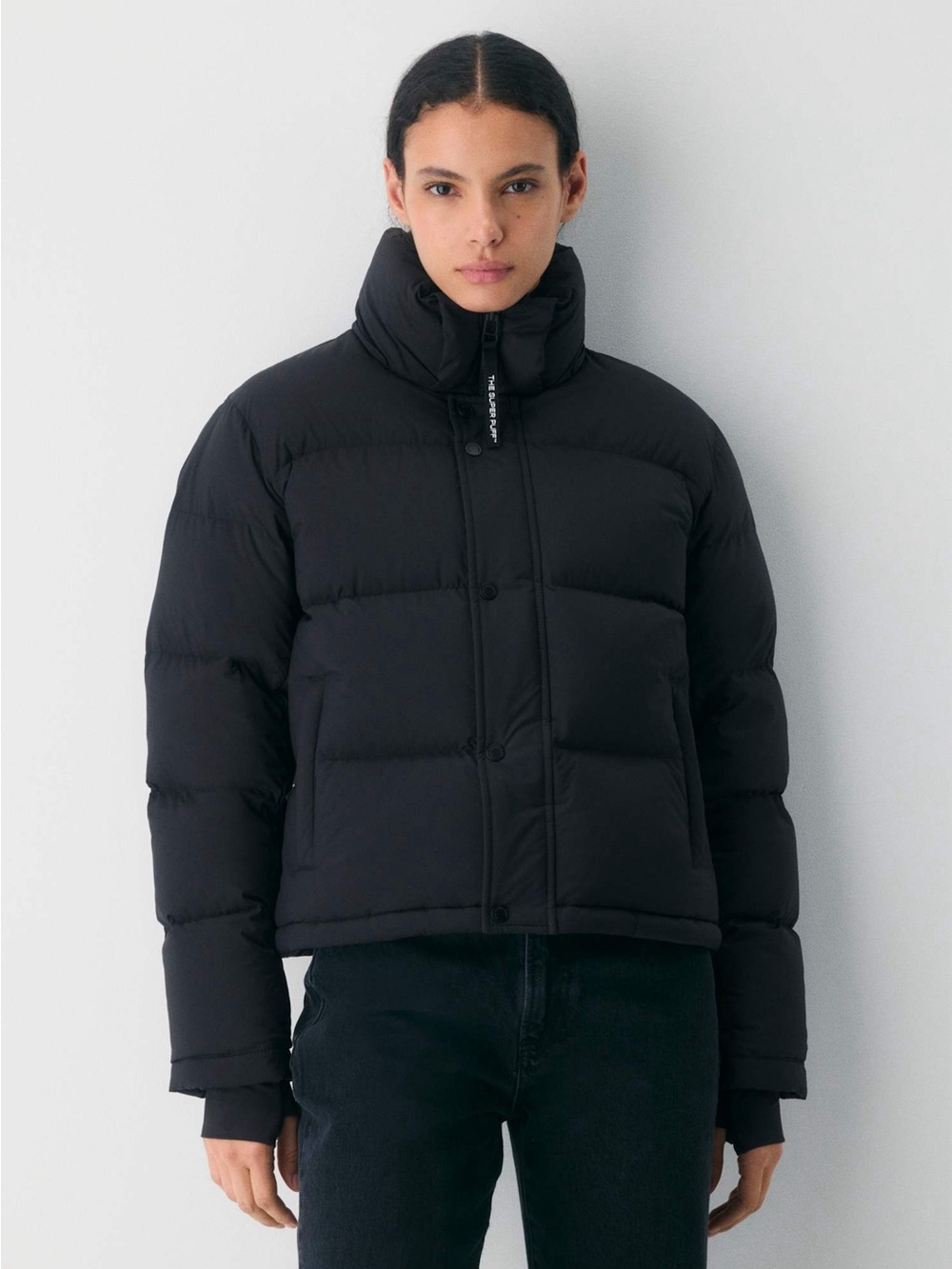 Aritzia Black Short Quilted Puffer Jacket with Hood